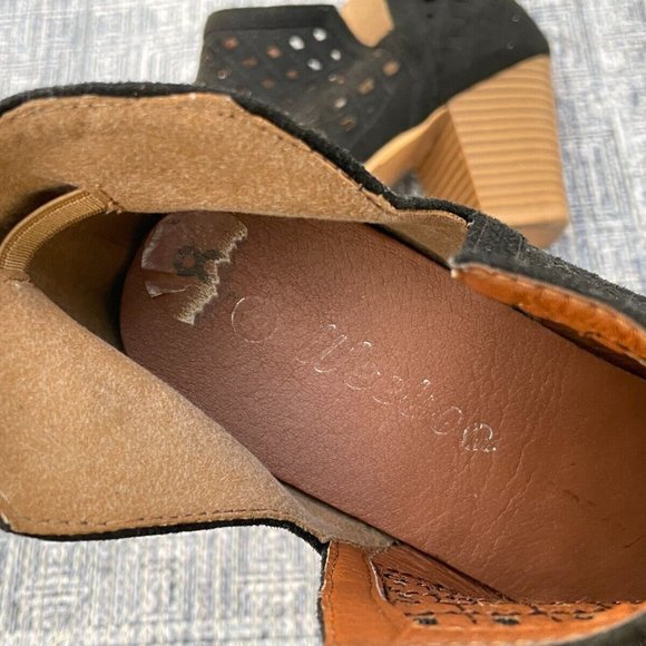 Weeboo Women Boots Black Fuax Leather Upper Bootie Shoes Size 8 - Picture 10 of 10